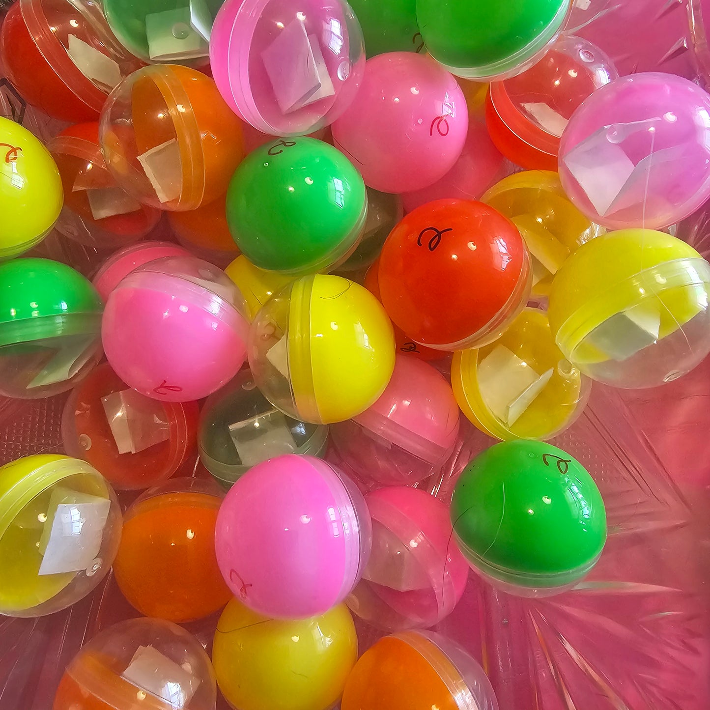 Mystery Scoops & Fun Balls